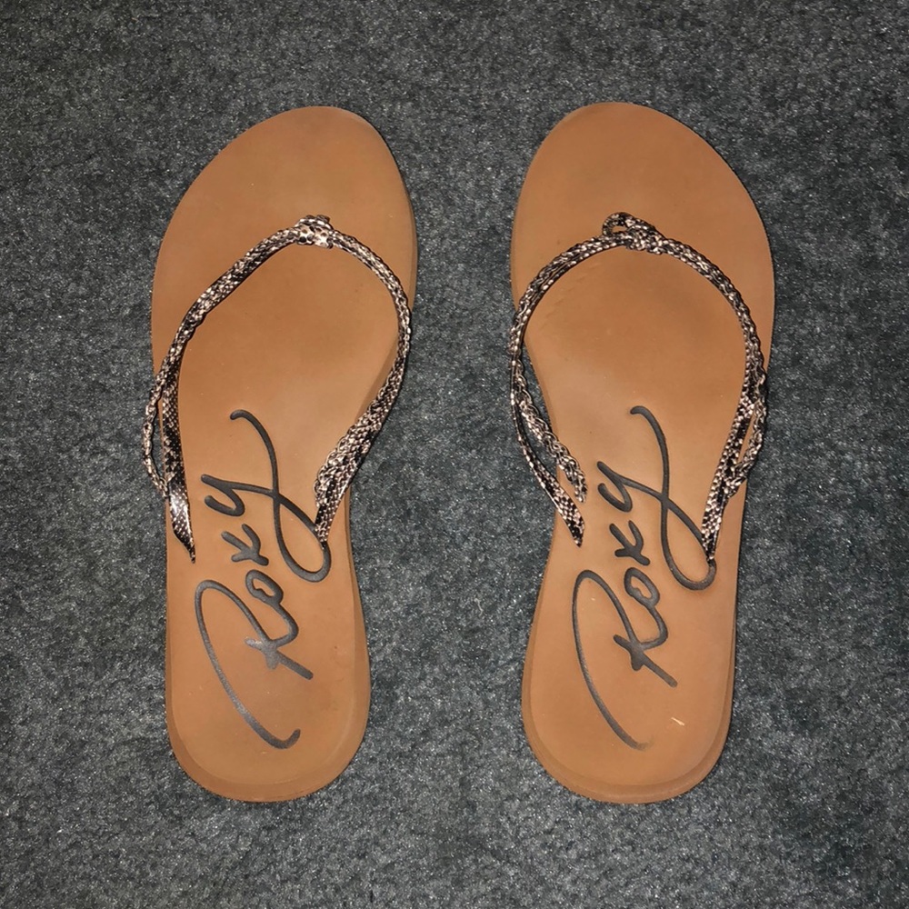 Roxy women’s sandals!